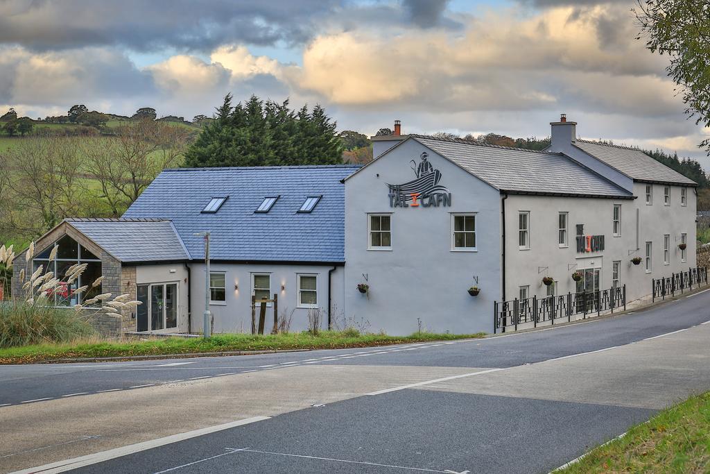 Tal Y Cafn Free House Tal-y-Cafn Kültér fotó
